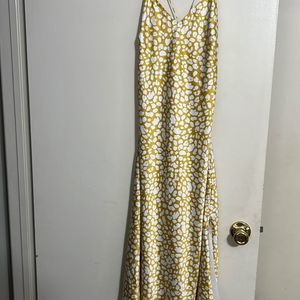 Lulu’s satin spaghetti strap midi dress